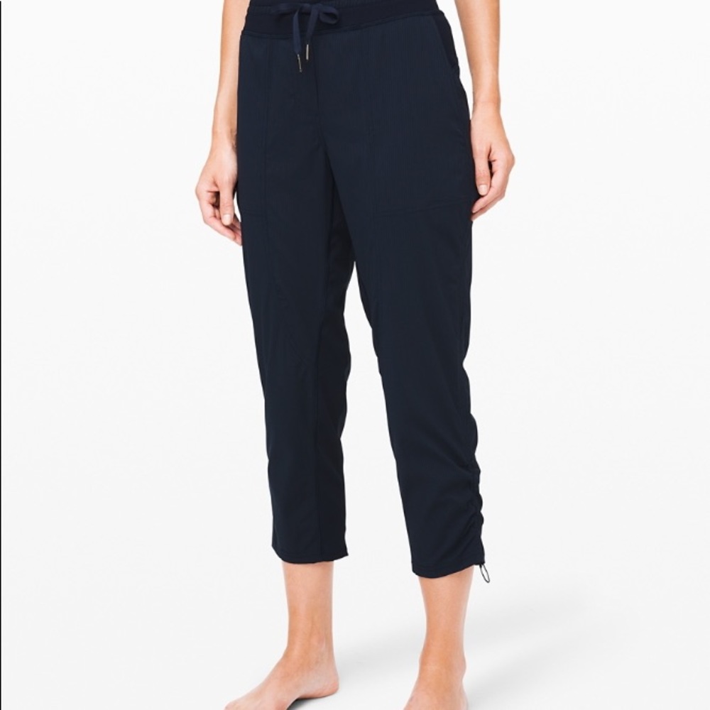 Lululemon Dance Studio Crops Pants